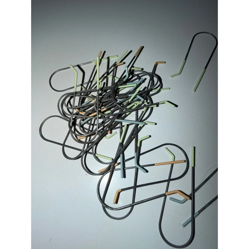 U-shaped replacement clips for electric hot rollers for vintage styling sets
